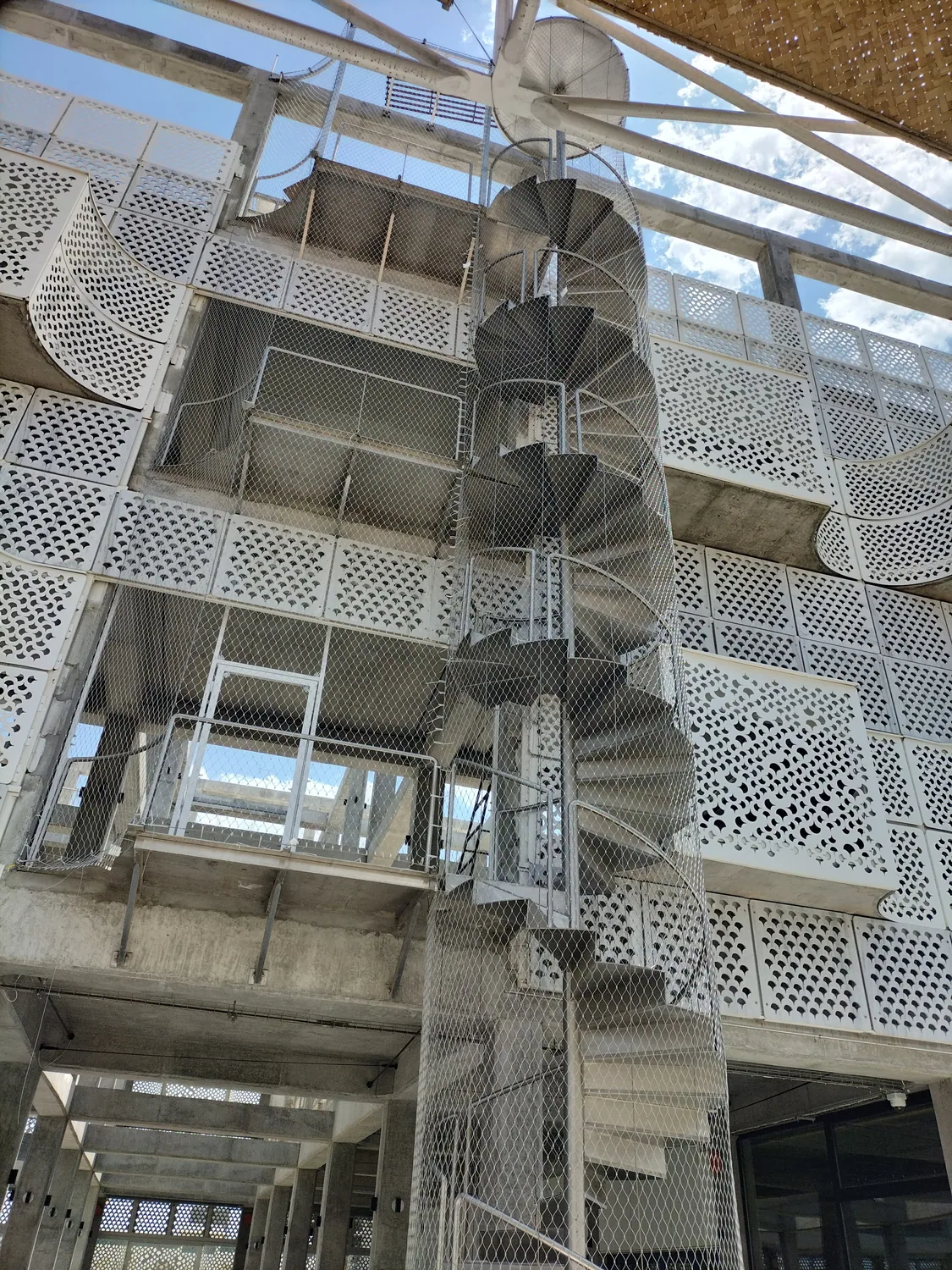 Mesh inside a stair void